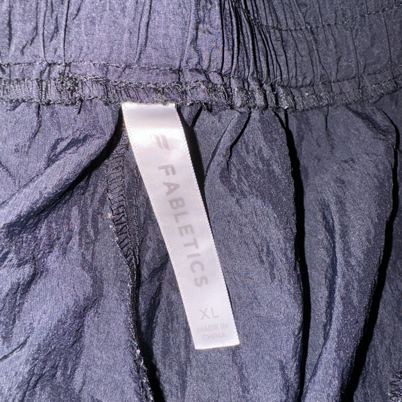 Fabletics black warm up with rainbow stripes. - Picture 3 of 5